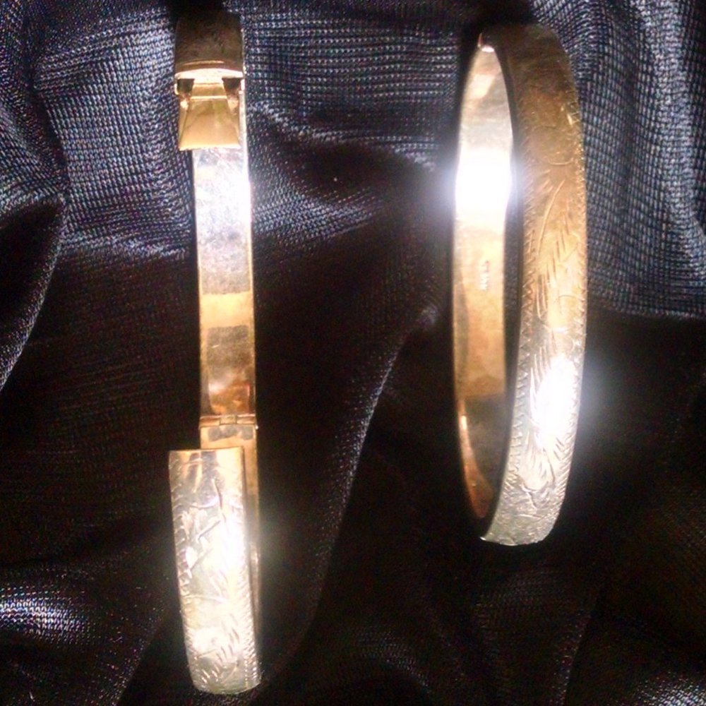 Vintage 2 Sterling Silver Engraved Hinged Bracelet